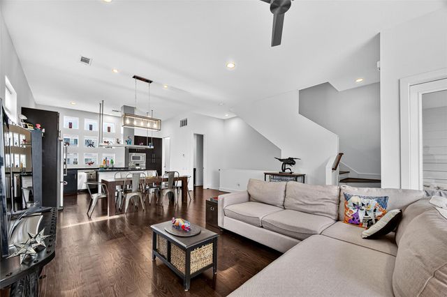 1232 W 24th Street C, Houston, TX 77008