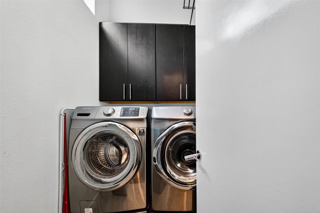 1232 W 24th Street C, Houston, TX 77008