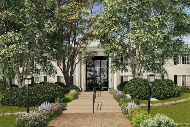 32023 W 14 Mile Road 108, Farmington Hills, MI 48334