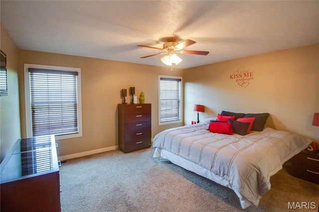 2909 Sandy Lane, Springfield, IL 62711