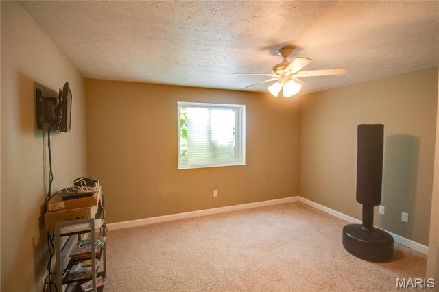 2909 Sandy Lane, Springfield, IL 62711