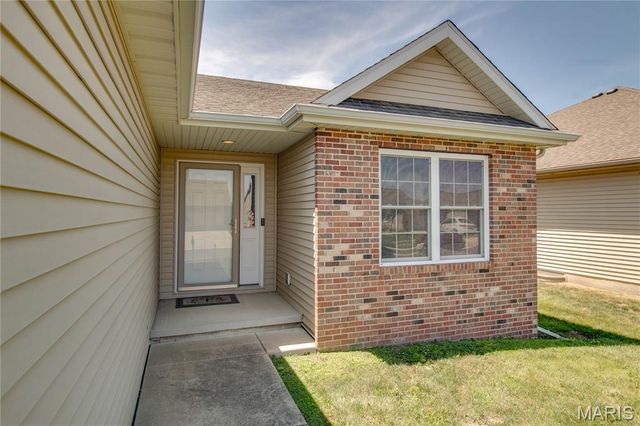 2909 Sandy Lane, Springfield, IL 62711