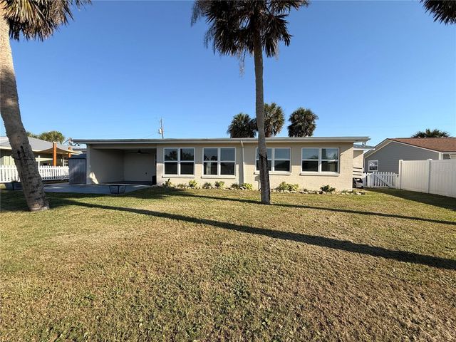 360 PALM CIRCLE, Flagler Beach, FL 32136
