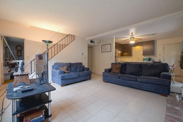 8411 Burns Pl, Stockton, CA 95209