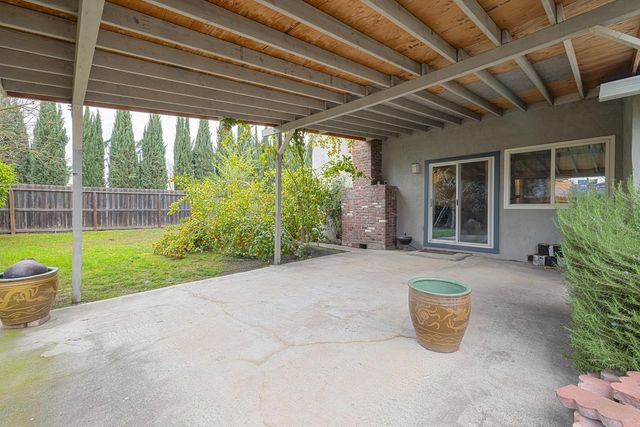 8411 Burns Pl, Stockton, CA 95209