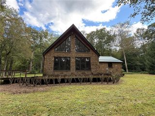 698 Austin Blvd, Mt Pleasant Twp, PA 15610