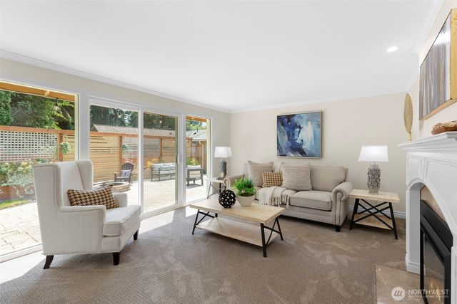 5704 227th Street SW, Mountlake Terrace, WA 98043