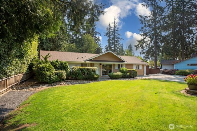 5704 227th Street SW, Mountlake Terrace, WA 98043