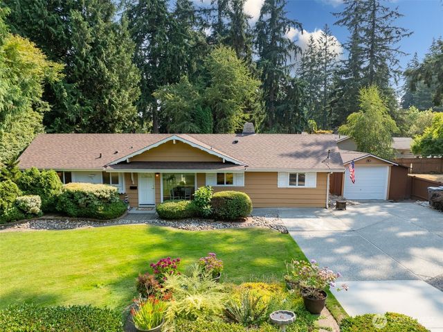 5704 227th Street SW, Mountlake Terrace, WA 98043