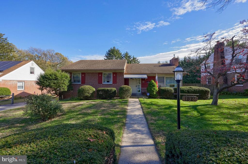 136 SPRINGHOUSE RD, Lancaster, PA 17603