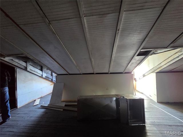 7726 Minnesota Avenue, St Louis, MO 63111