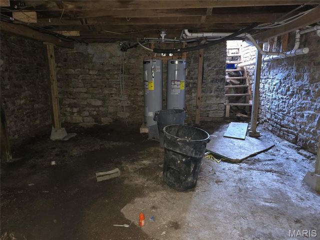 7726 Minnesota Avenue, St Louis, MO 63111