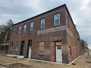 7726 Minnesota Avenue, St Louis, MO 63111