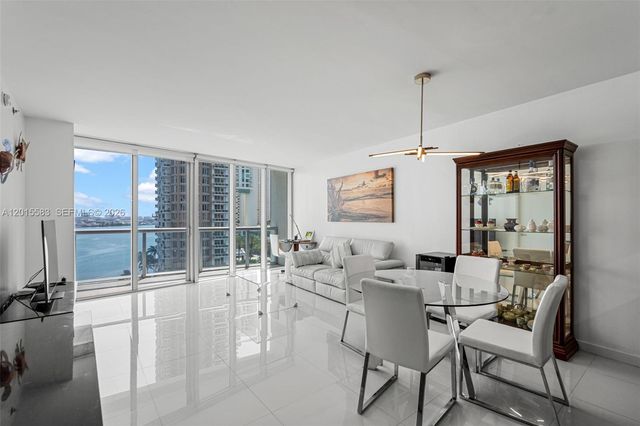 465 Brickell Ave 1016, Miami, FL 33131