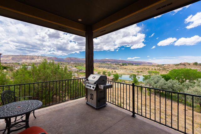 351 Redlands Mesa Court, Grand Junction, CO 81507