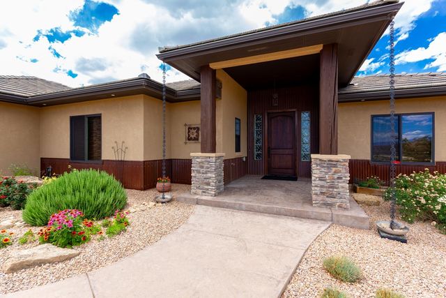 351 Redlands Mesa Court, Grand Junction, CO 81507