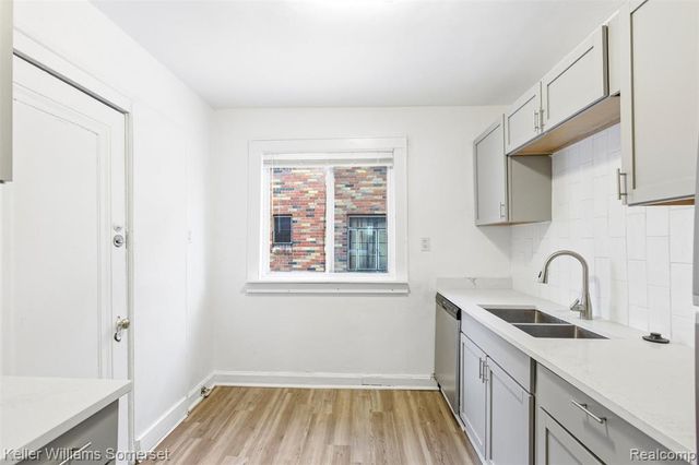 4480 Yorkshire Road, Detroit, MI 48224