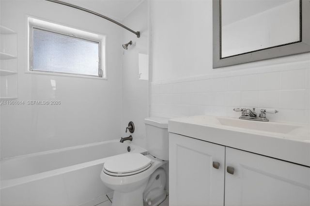 6853 NW 26th Ct, Sunrise, FL 33313