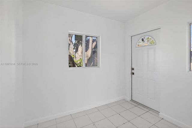 6853 NW 26th Ct, Sunrise, FL 33313