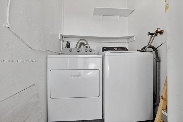 6853 NW 26th Ct, Sunrise, FL 33313