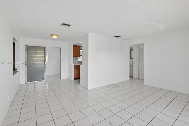 6853 NW 26th Ct, Sunrise, FL 33313