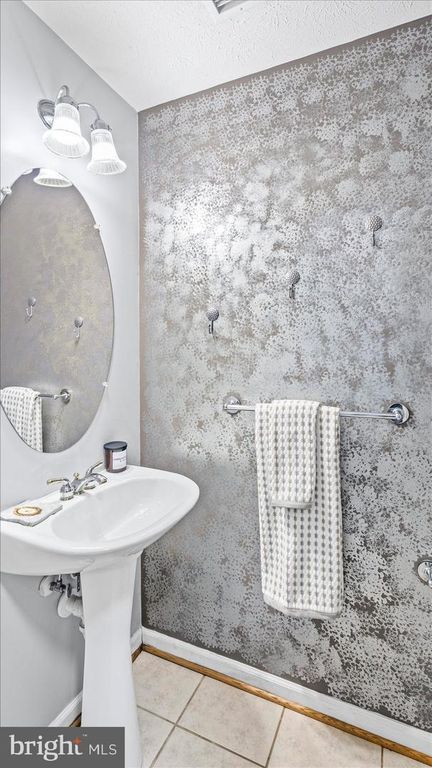 Image 15 of property listing at 9539 TESSA LN #9539, Owings Mills, MD 21117