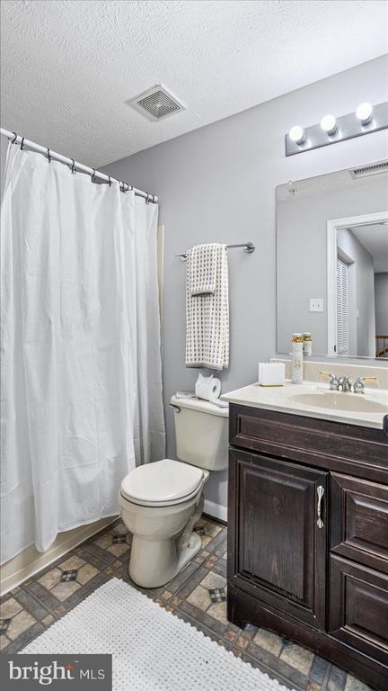 Image 20 of property listing at 9539 TESSA LN #9539, Owings Mills, MD 21117