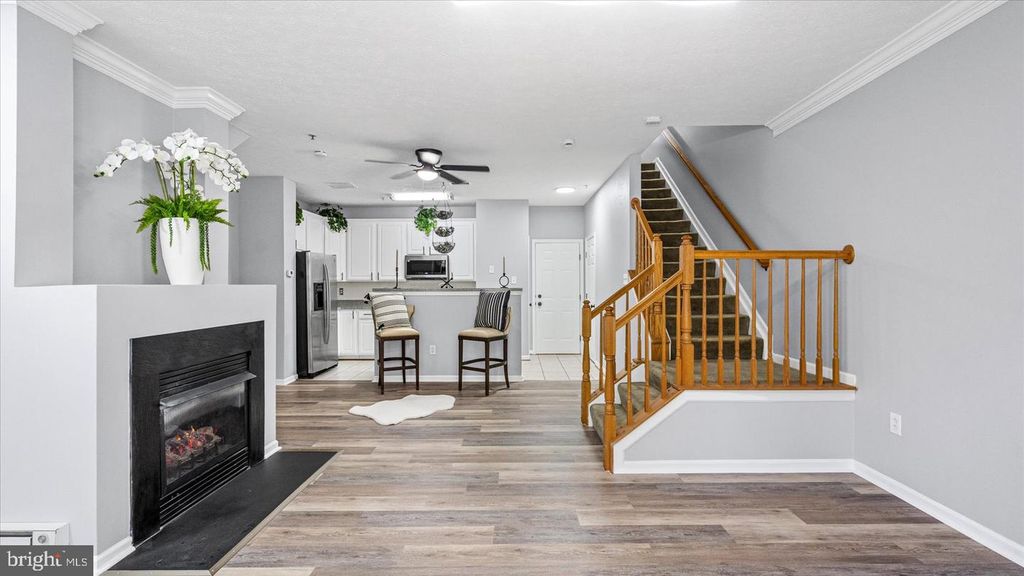 Image 6 of property listing at 9539 TESSA LN #9539, Owings Mills, MD 21117