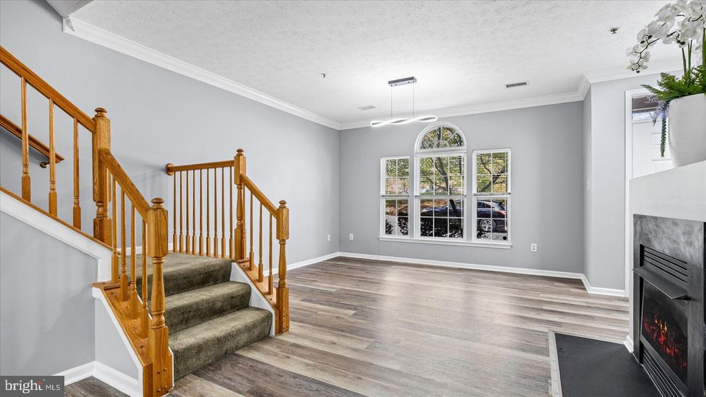 Image 8 of property listing at 9539 TESSA LN #9539, Owings Mills, MD 21117