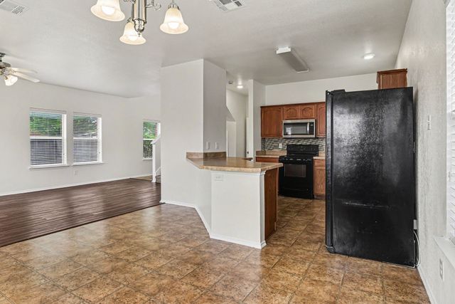 4000 Freedom Street, Heartland, TX 75126