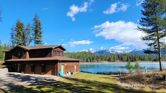 989 Lake Of The Woods Lane, Bigfork, MT 59911