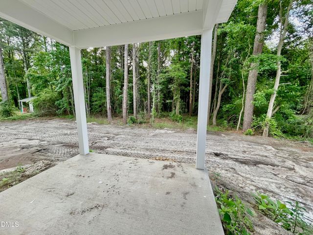 1749 Walnut Run Drive, Deep Run, NC 28525