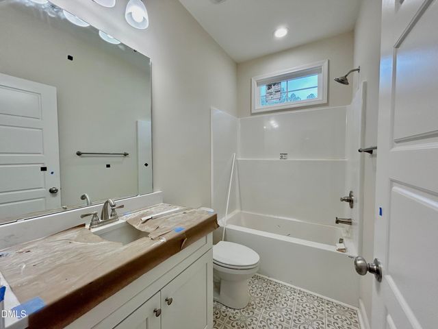 1749 Walnut Run Drive, Deep Run, NC 28525