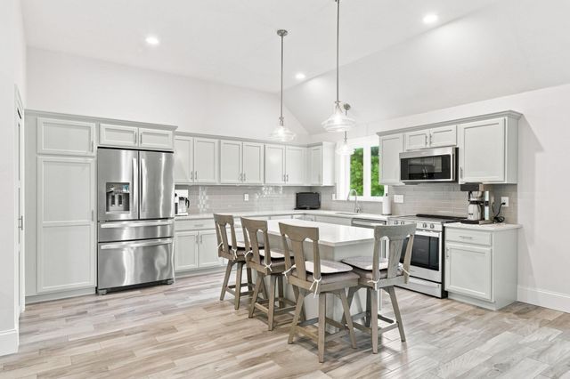 59 Waterford Cir, Dighton, MA 02715