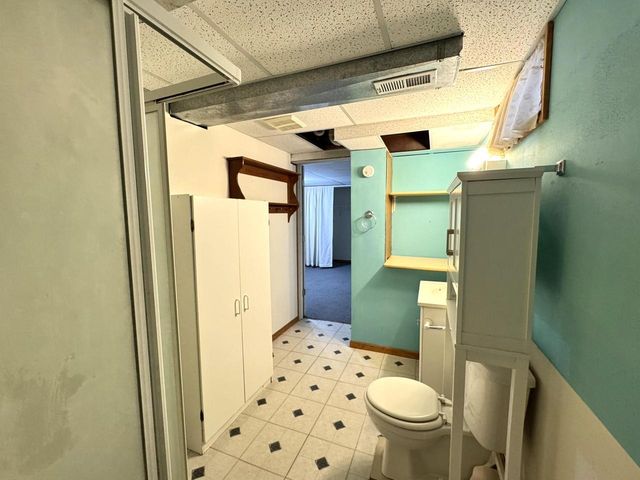 222 Granary CIRCLE, Hartland, WI 53029