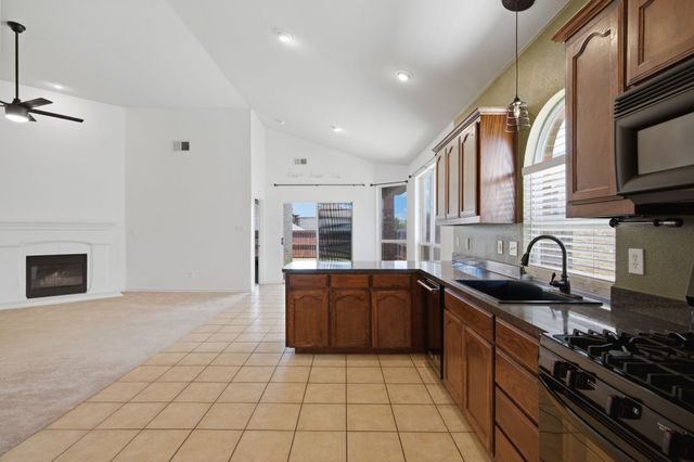 10013 Bull Run, Fort Worth, TX 76177
