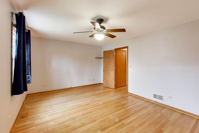 1220 N Maple Avenue, La Grange Park, IL 60526