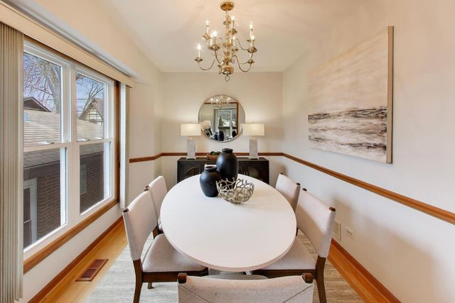 1220 N Maple Avenue, La Grange Park, IL 60526