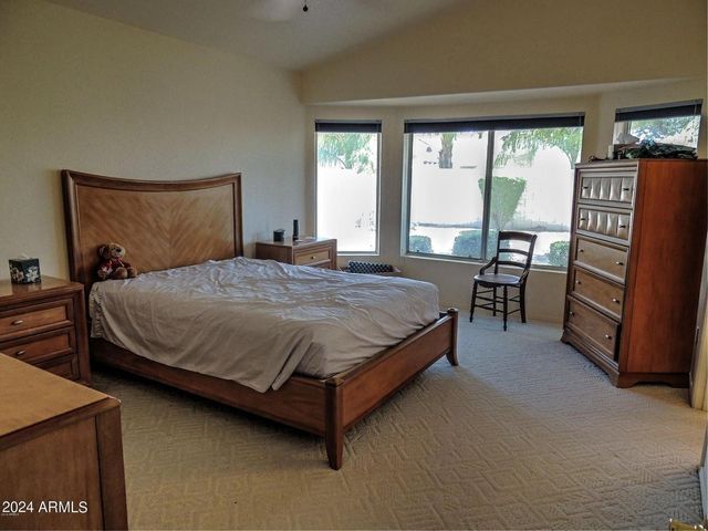 4411 E Desert Wind Drive, Phoenix, AZ 85044