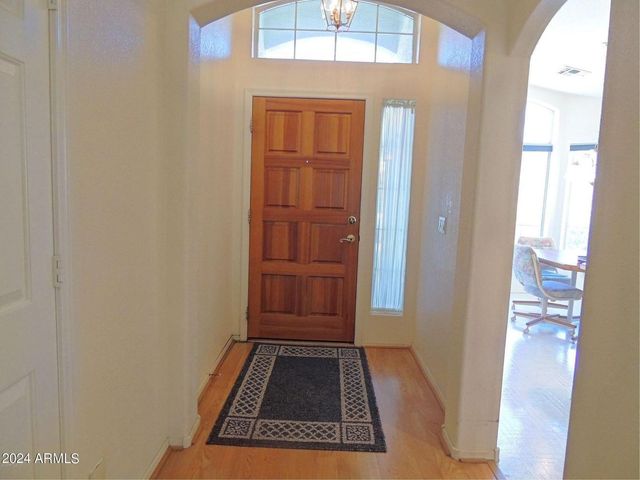 4411 E Desert Wind Drive, Phoenix, AZ 85044