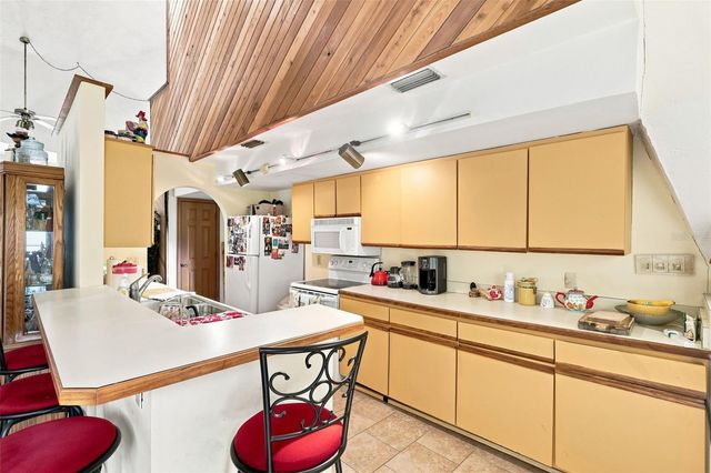 1320 W TAYLOR ROAD, Deland, FL 32720