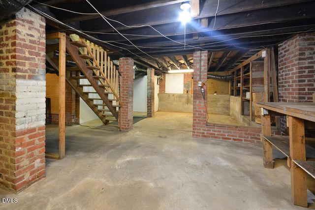 1814 Chapel Hill Road, Durham, NC 27707
