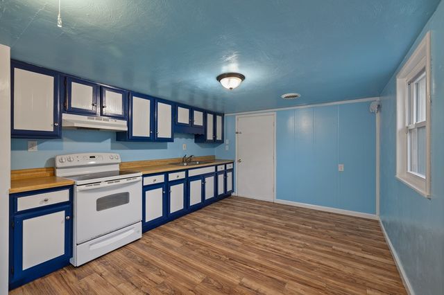 933 Fairfax Ave., Mansfield, OH 44906