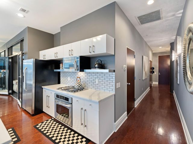 5601 Smetana Drive 808, Hopkins, MN 55343