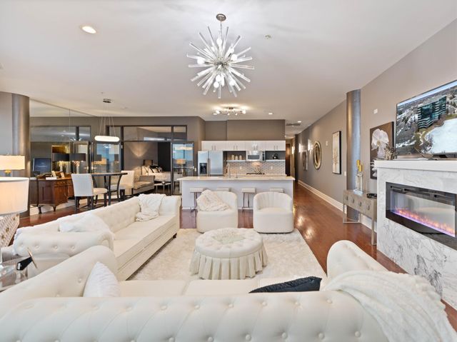 5601 Smetana Drive 808, Hopkins, MN 55343