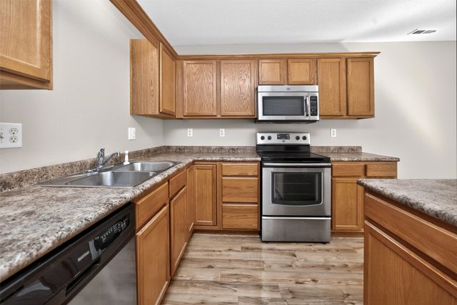 386 NE Satinwood None, Waukee, IA 50263