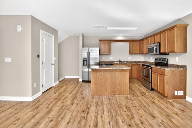 386 NE Satinwood None, Waukee, IA 50263