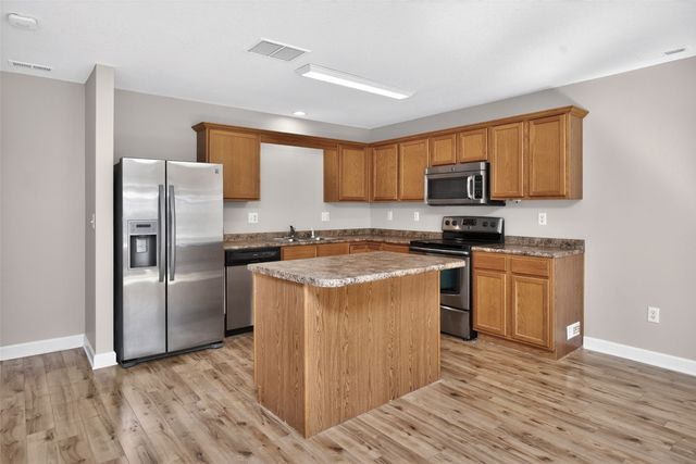 386 NE Satinwood None, Waukee, IA 50263