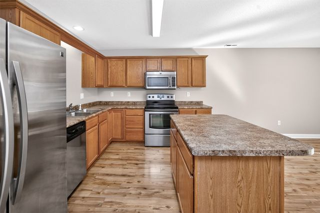 386 NE Satinwood None, Waukee, IA 50263