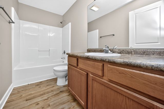 386 NE Satinwood None, Waukee, IA 50263